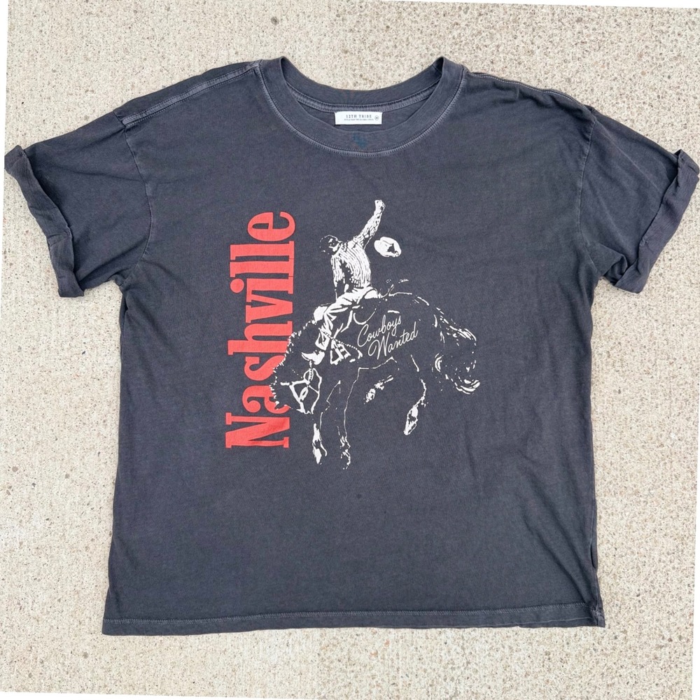 12th Tribe Nashville Cowboys Wanted Graphic Tee Faded Gray Oversized Medium